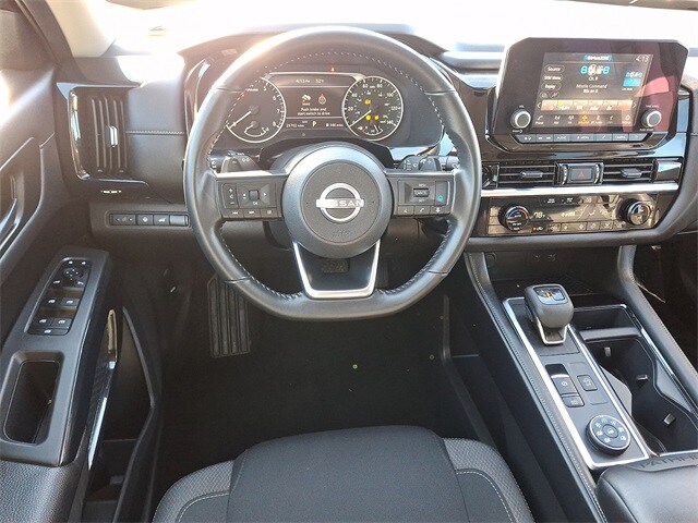 Thumbnail: 2025 Nissan Pathfinder - 12