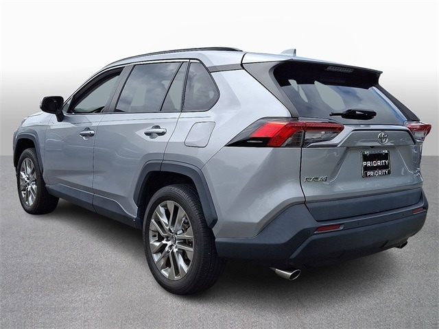 Thumbnail: 2021 Toyota RAV4 - 6