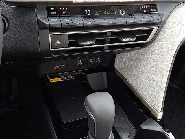 Thumbnail: 2026 Toyota Camry - 15