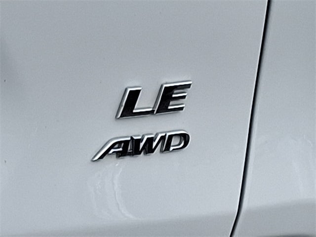 Thumbnail: 2024 Toyota RAV4 - 31