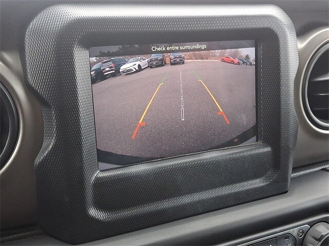 Thumbnail: 2018 Jeep Wrangler - 17