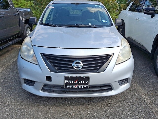 Thumbnail: 2014 Nissan Versa - 3