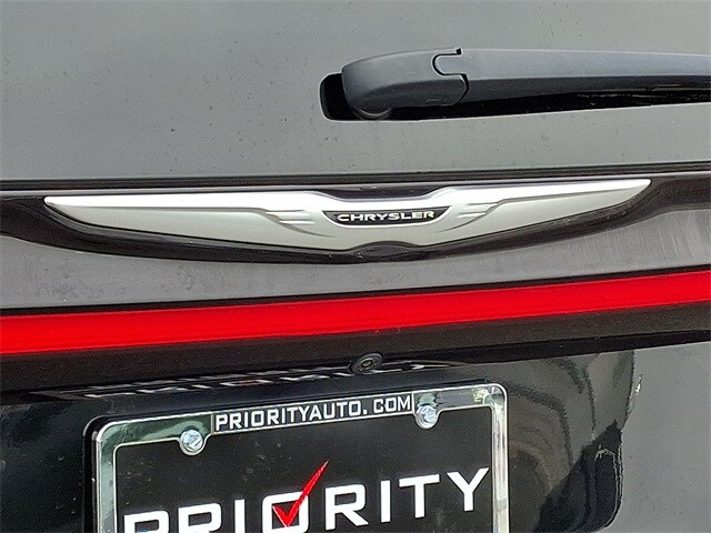 Thumbnail: 2025 Chrysler Pacifica - 31