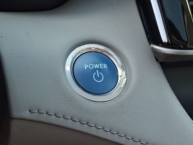 Thumbnail: 2021 Toyota Highlander - 26