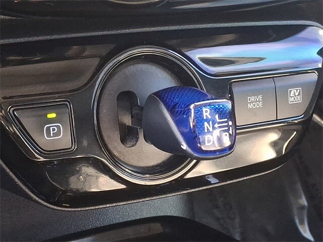 Thumbnail: 2019 Toyota Prius - 14