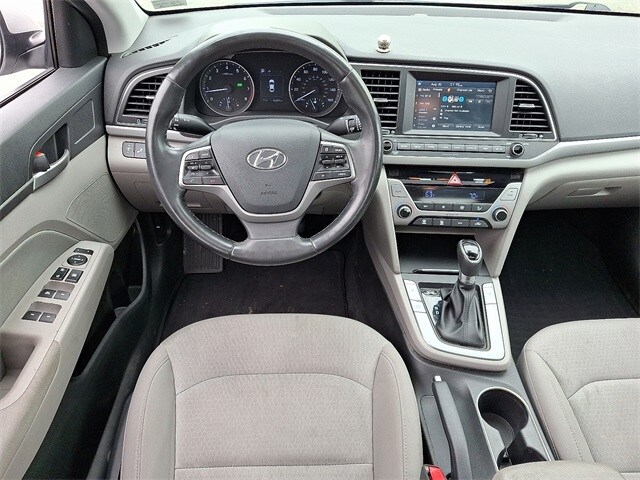 Thumbnail: 2018 Hyundai Elantra - 10