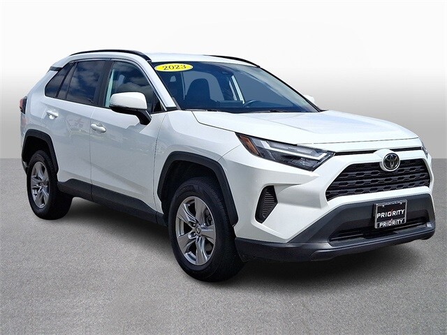 Thumbnail: 2023 Toyota RAV4 - 3