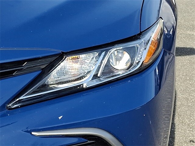 Thumbnail: 2023 Toyota Camry - 9