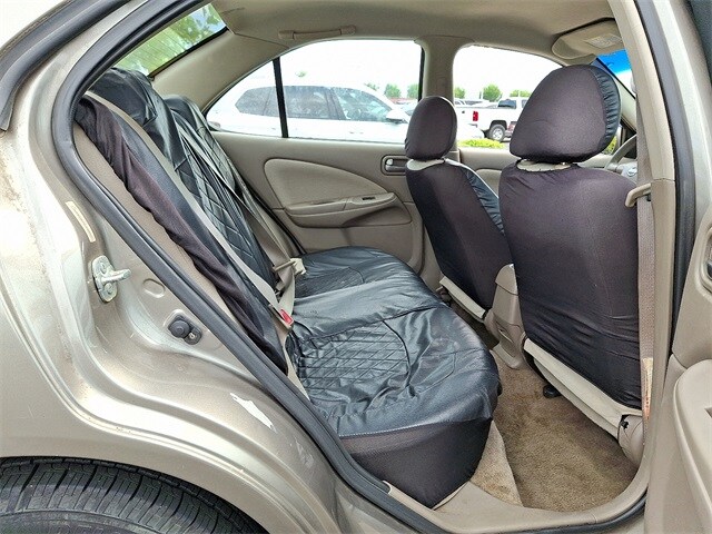 Thumbnail: 2005 Nissan Sentra - 10
