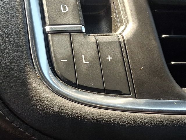 Thumbnail: 2022 Chevrolet Tahoe - 24