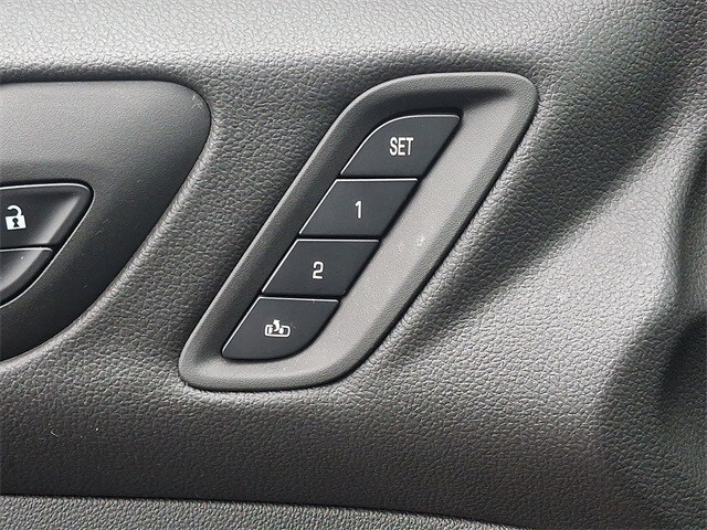 Thumbnail: 2023 GMC Acadia - 32