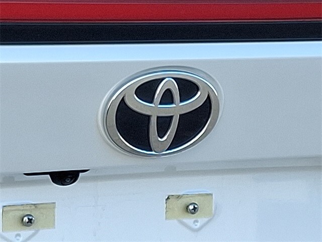 Thumbnail: 2024 Toyota bZ4X - 31