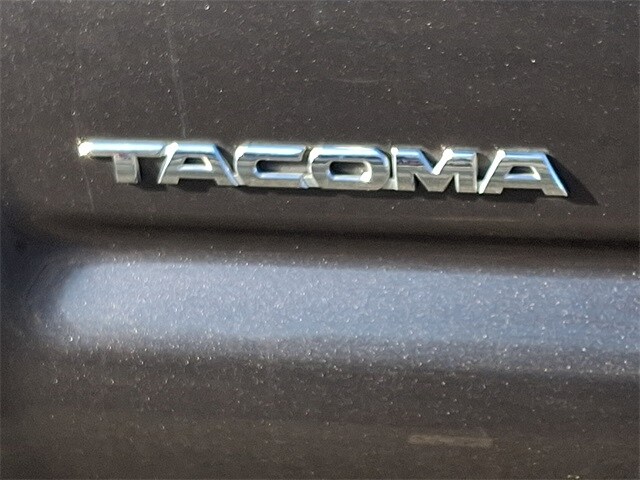Thumbnail: 2015 Toyota Tacoma - 30
