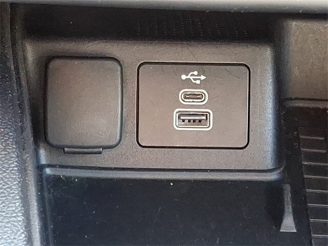 Thumbnail: 2025 Ford Bronco Sport - 25