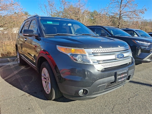 Thumbnail: 2013 Ford Explorer - 3