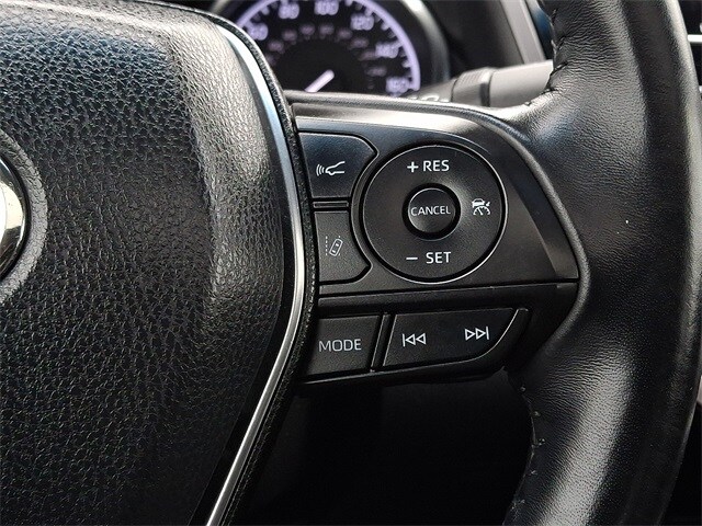 Thumbnail: 2018 Toyota Camry - 22