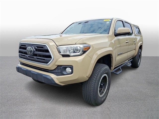 Thumbnail: 2018 Toyota Tacoma - 1