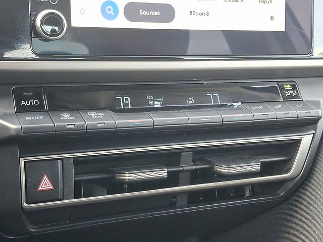 Thumbnail: 2025 Toyota Camry - 15