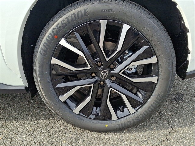 Thumbnail: 2026 Toyota bZ - 8