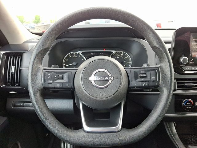 Thumbnail: 2023 Nissan Pathfinder - 18