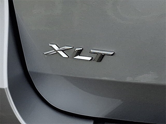 Thumbnail: 2022 Ford Explorer - 31