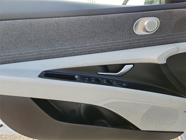 Thumbnail: 2025 Hyundai Elantra - 13