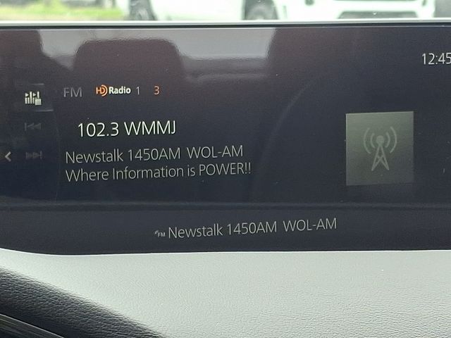 Thumbnail: 2023 Mazda Mazda3 - 17