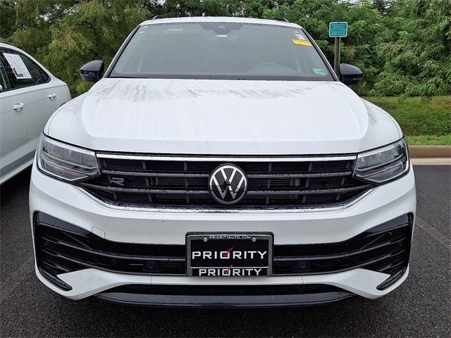 Thumbnail: 2023 Volkswagen Tiguan - 2