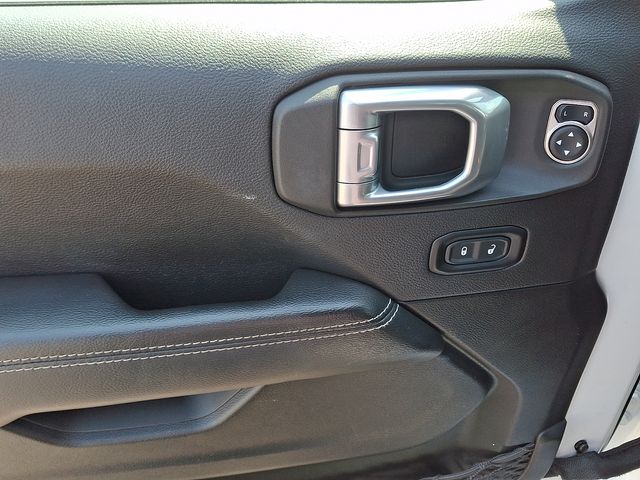 Thumbnail: 2022 Jeep Wrangler - 13