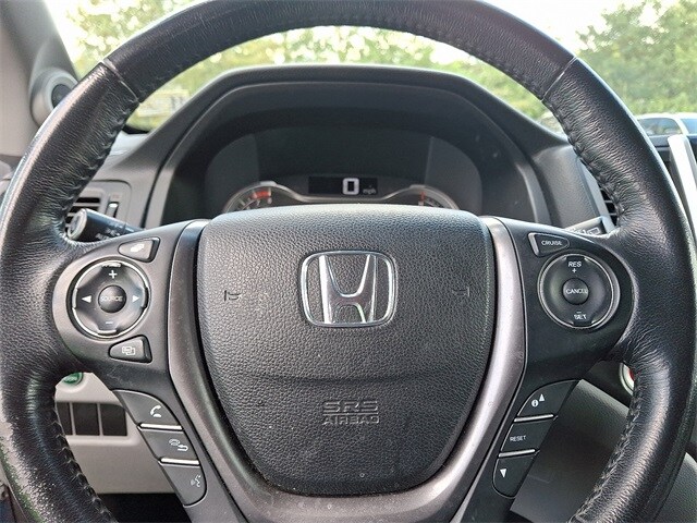 Thumbnail: 2016 Honda Pilot - 20