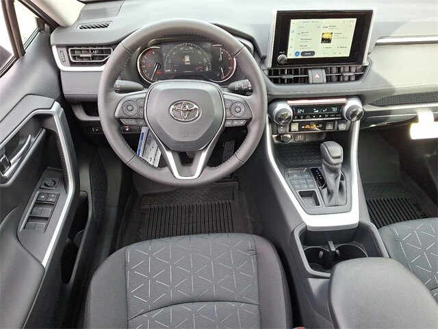 Thumbnail: 2025 Toyota RAV4 - 9