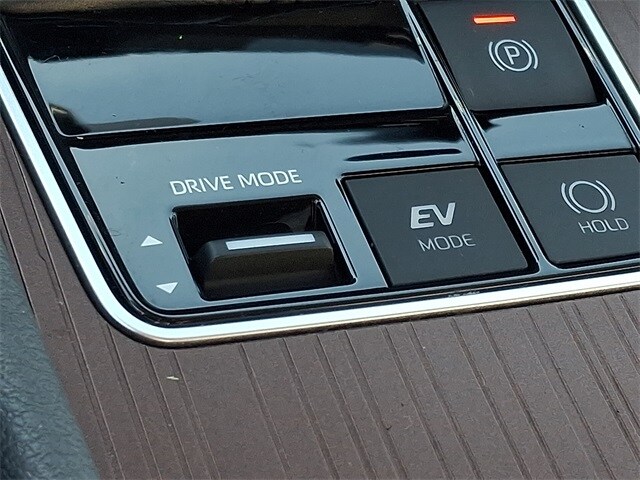 Thumbnail: 2022 Toyota Sienna - 24