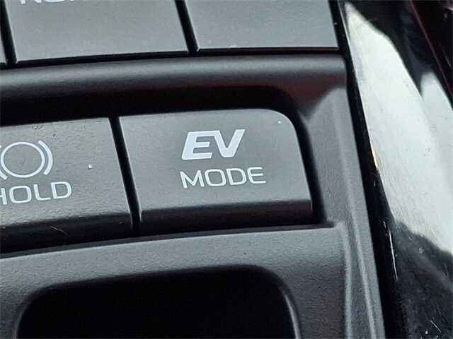 Thumbnail: 2025 Toyota Camry - 26