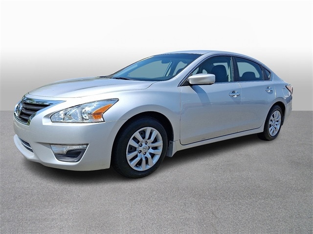 2014 Nissan Altima S -
                  Springfield, VA