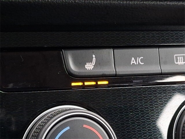 Thumbnail: 2025 Volkswagen Taos - 25