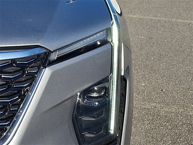 Thumbnail: 2024 Cadillac XT4 - 9