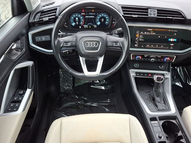 Thumbnail: 2024 Audi Q3 - 11