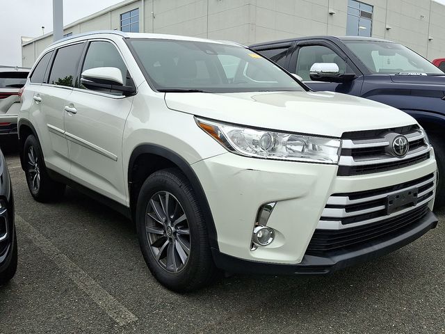 Thumbnail: 2019 Toyota Highlander - 3