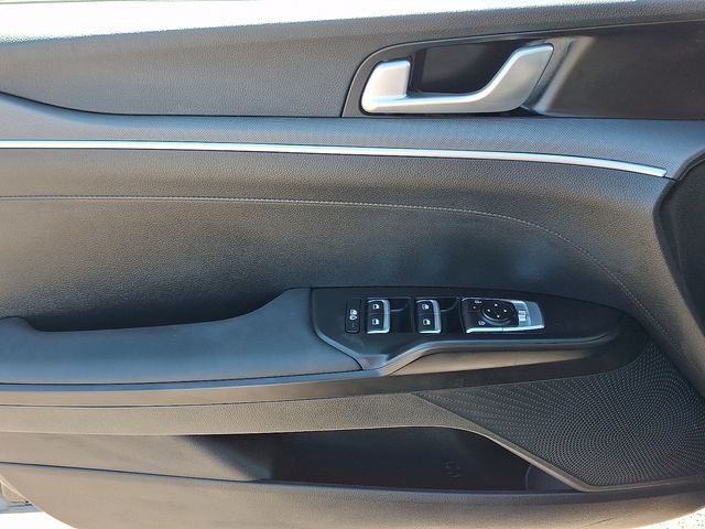 Thumbnail: 2026 Kia K5 - 12