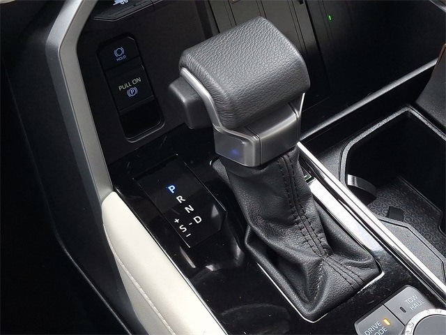 Thumbnail: 2024 Toyota Tundra - 9