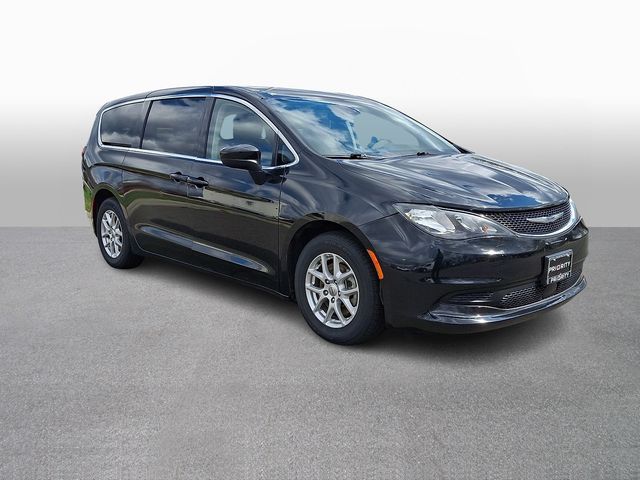 Thumbnail: 2023 Chrysler Voyager - 3