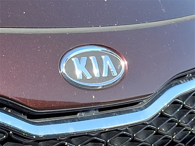Thumbnail: 2012 Kia Optima - 4