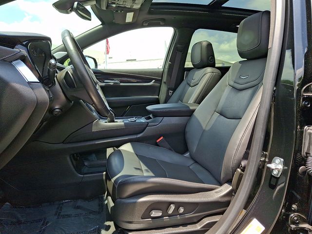 Thumbnail: 2023 Cadillac XT5 - 13
