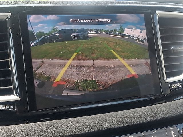 Thumbnail: 2023 Chrysler Pacifica - 18