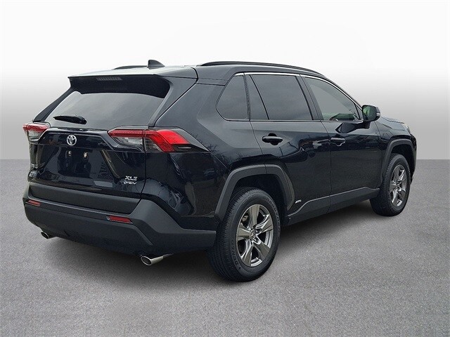 Thumbnail: 2025 Toyota RAV4 - 4