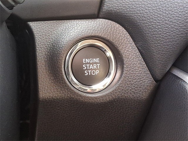 Thumbnail: 2025 Toyota RAV4 - 22