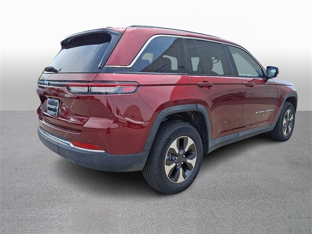 Thumbnail: 2023 Jeep Grand Cherokee - 4