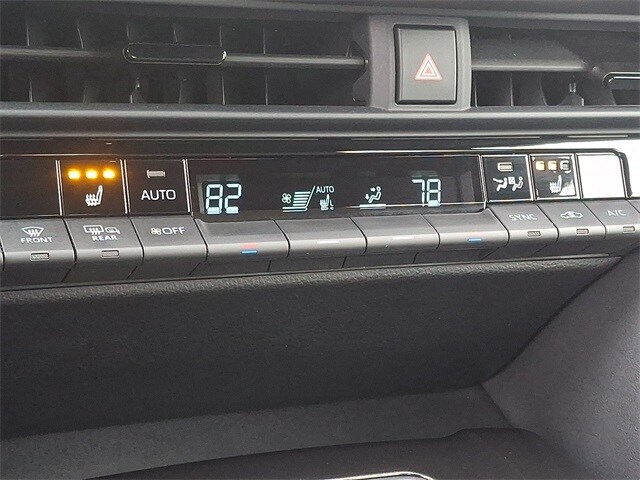 Thumbnail: 2024 Toyota Crown - 15