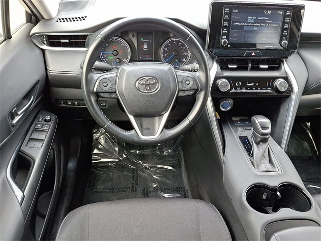 Thumbnail: 2022 Toyota Venza - 10
