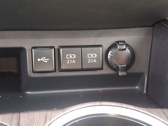 Thumbnail: 2021 Toyota Highlander - 28